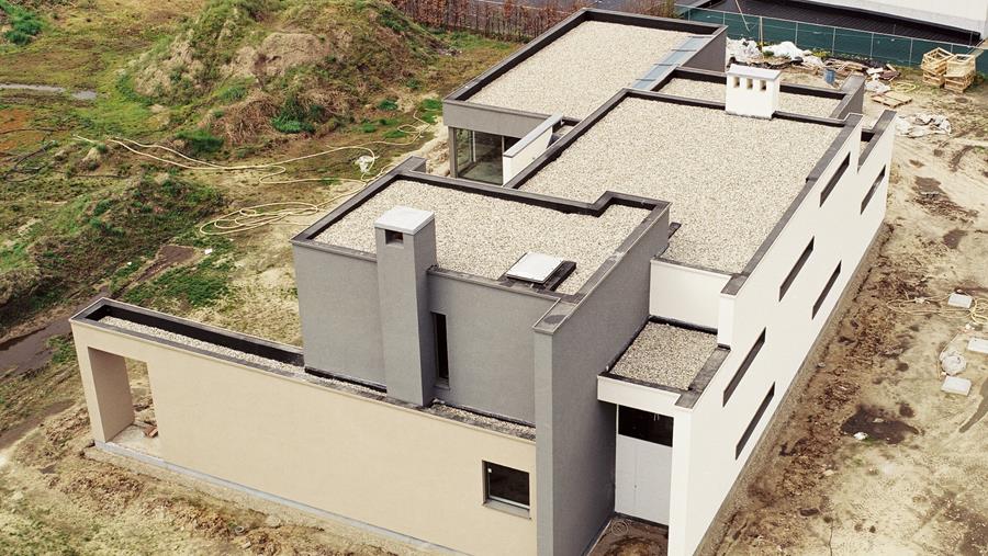 Appliquer une membrane EPDM dans des conditions hivernales: quelques points d'attention