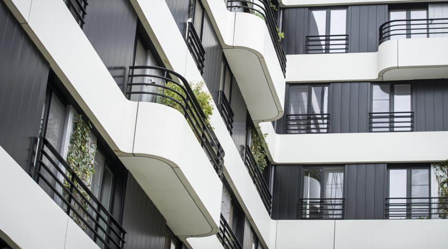 Rénover des façades avec des cassettes en aluminium