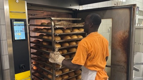 Bakkerij Emmerix vertrouwt sinds het prille begin op firma Peeters