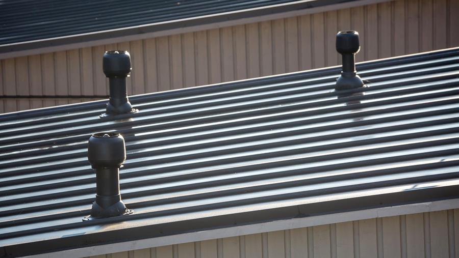Types de sorties de toit pour la ventilation